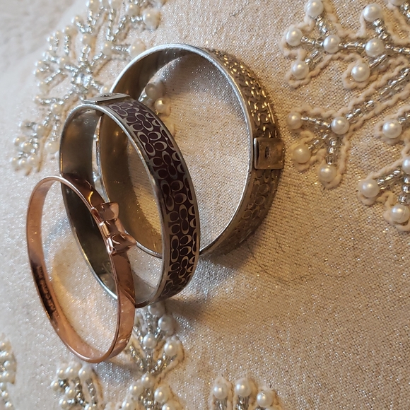 Braclets - Picture 1 of 1